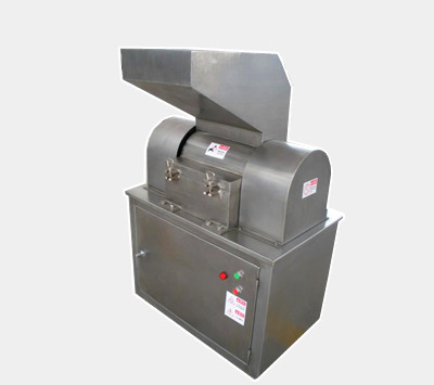 WF系列強(qiáng)力粗碎機(jī)，強(qiáng)力破碎機(jī)